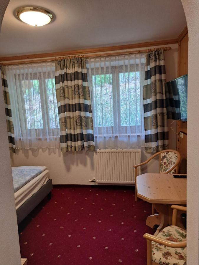 Berggasthof Hintergfoell Unken Bagian luar foto